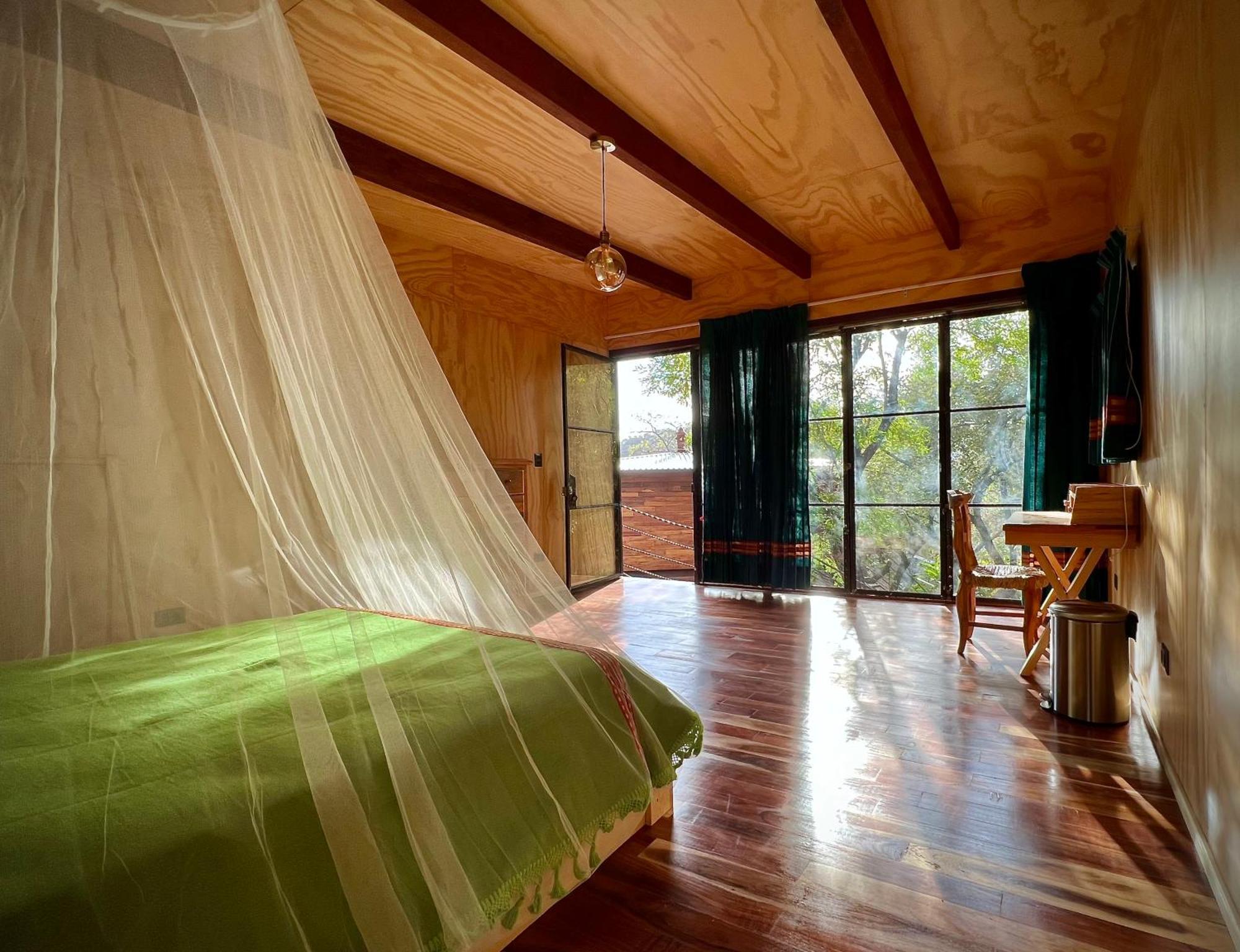 Santuario Ave Fenix-Cabanas Tepoztlán Oda fotoğraf
