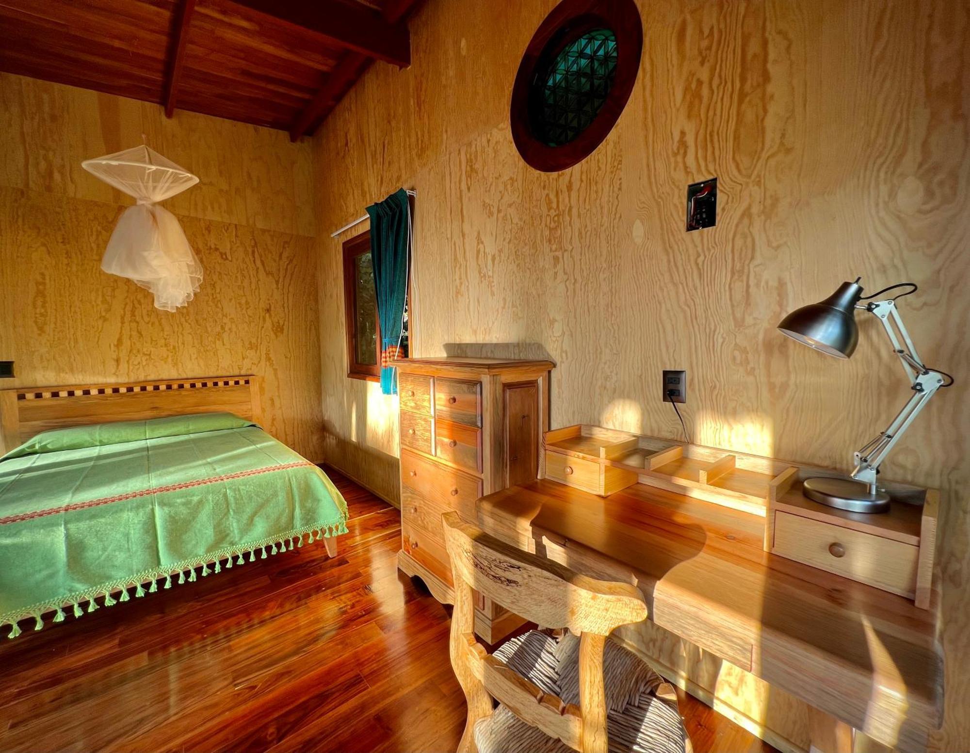 Santuario Ave Fenix-Cabanas Tepoztlán Oda fotoğraf